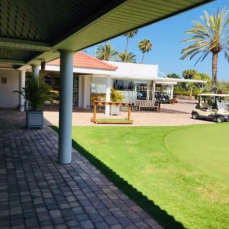Bungalow Las Vegas Stars Beach