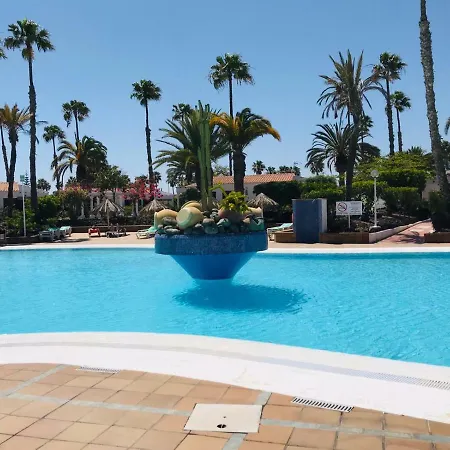 Bungalow Las Vegas Stars Beach *