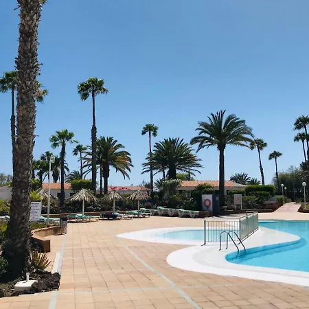 Bungalow Las Vegas Stars Beach